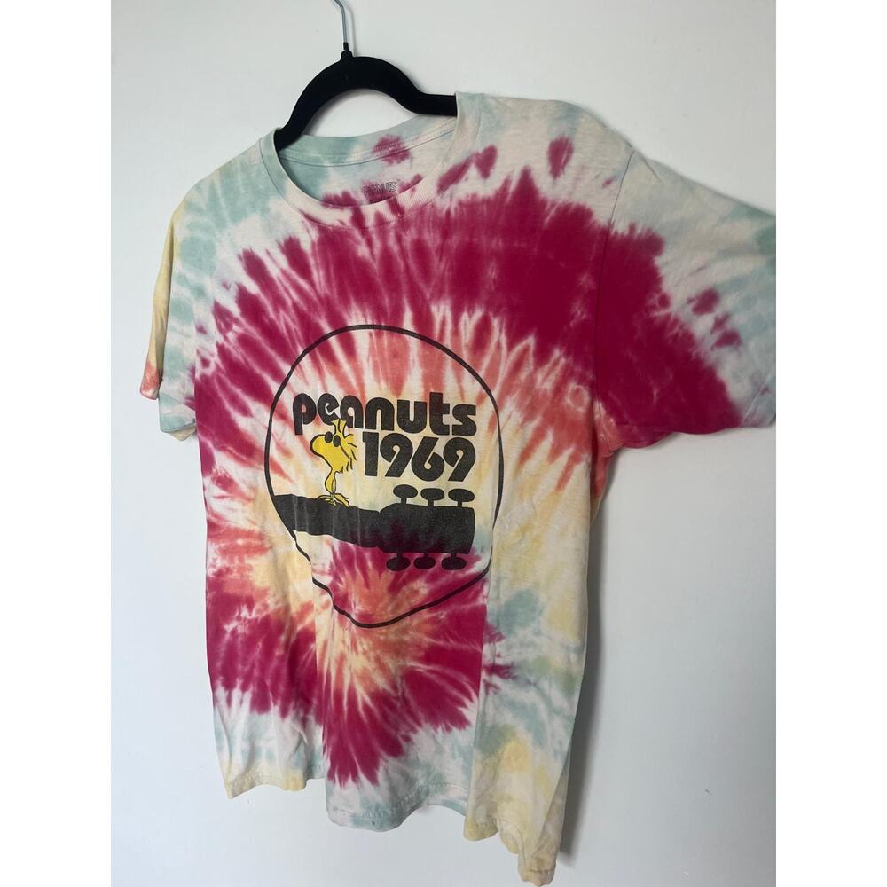 Peanuts Tie Dye T Shirt Men M Woodstock 1969 Rainbow Spiral Graphic Tee - Picture 5 of 7